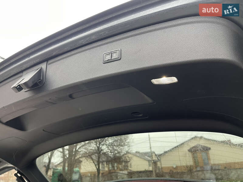 Позашляховик / Кросовер Audi Q5 2020 в Рівному