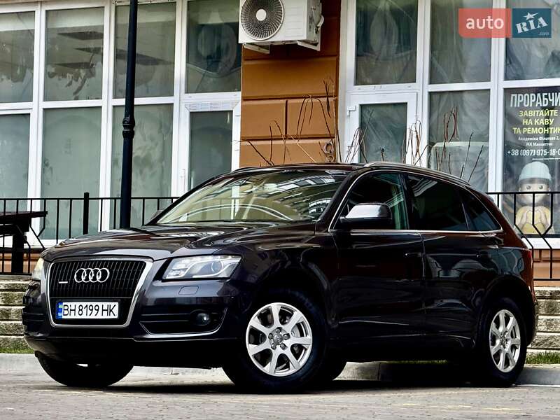 Внедорожник / Кроссовер Audi Q5 2009 в Одессе