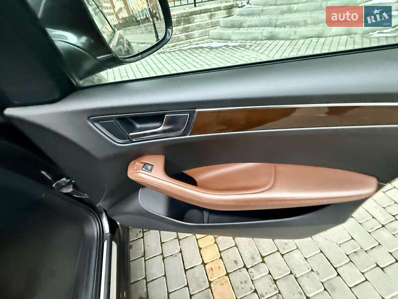 Внедорожник / Кроссовер Audi Q5 2009 в Одессе