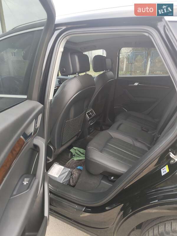 Внедорожник / Кроссовер Audi Q5 2018 в Львове