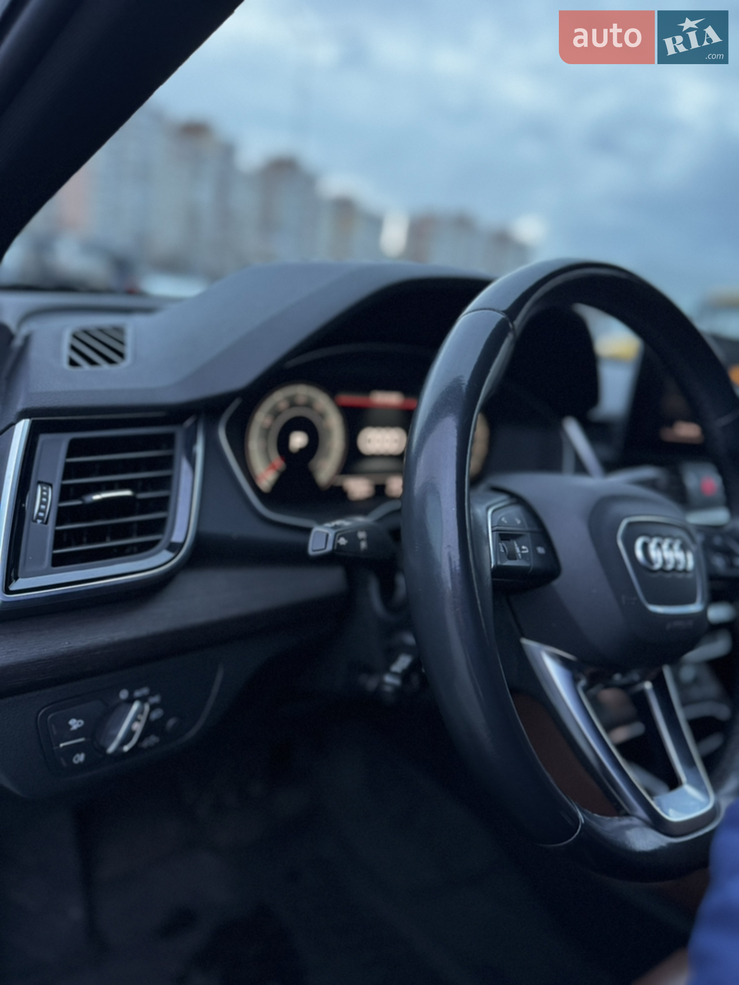 Audi Q5 2021 VIN WA1EAAFY7N2049045 фото оголошення 45 з 81