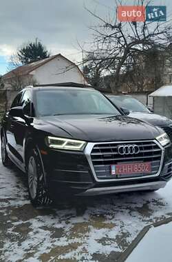 Внедорожник / Кроссовер Audi Q5 2018 в Стрые