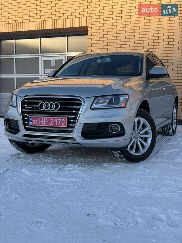 Внедорожник / Кроссовер Audi Q5 2015 в Луцке
