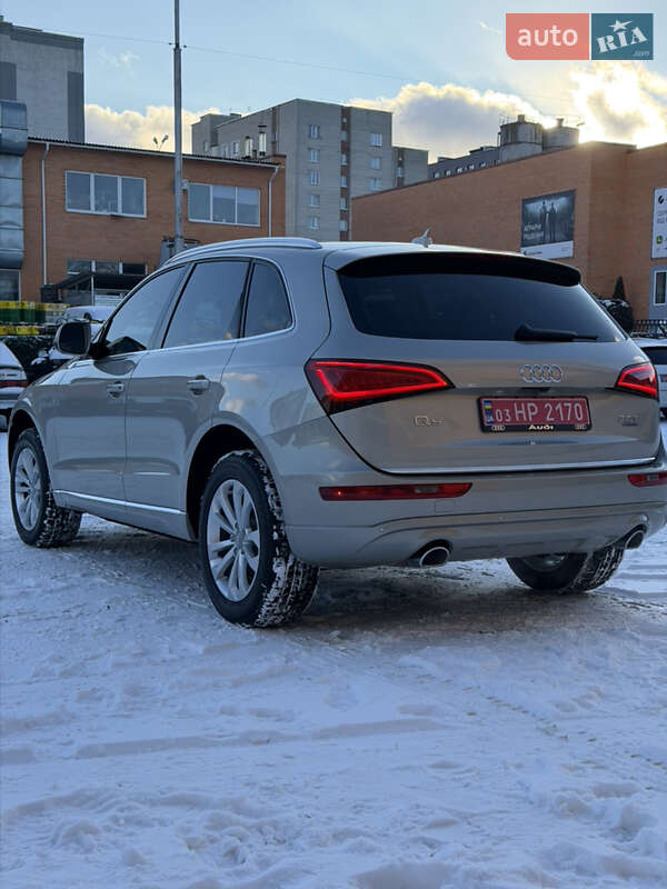 Внедорожник / Кроссовер Audi Q5 2015 в Луцке