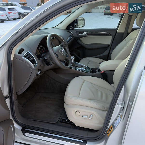 Внедорожник / Кроссовер Audi Q5 2015 в Луцке