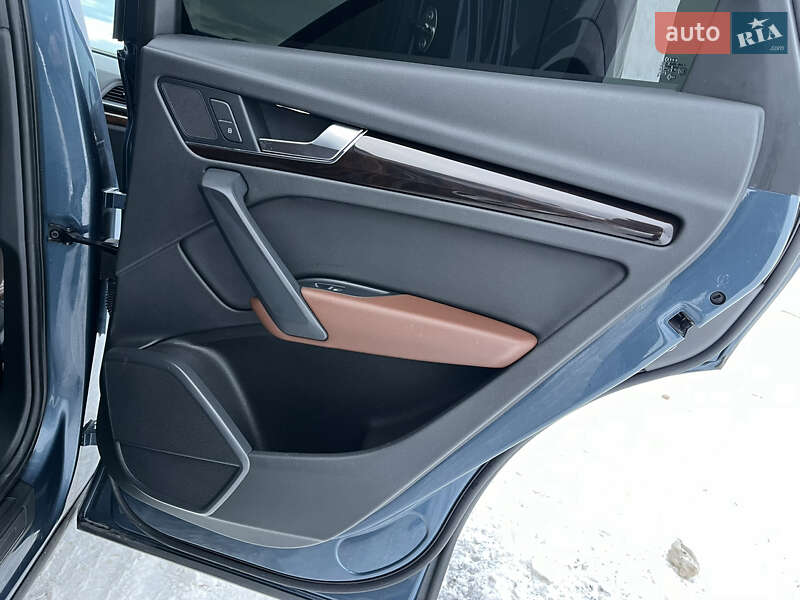 Внедорожник / Кроссовер Audi Q5 2018 в Львове