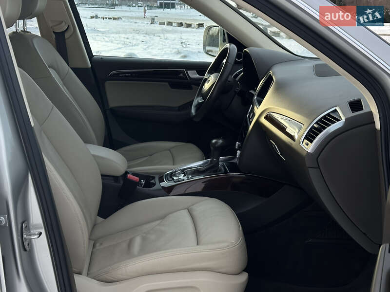 Позашляховик / Кросовер Audi Q5 2015 в Львові фото 48 Позашляховик / Кросовер Audi Q5 2015 в Львові