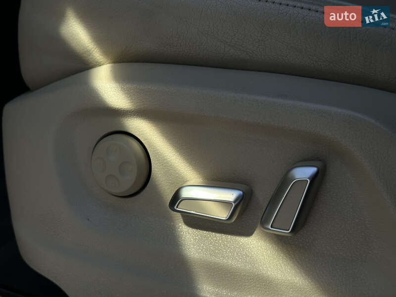 Позашляховик / Кросовер Audi Q5 2015 в Львові фото 65 Позашляховик / Кросовер Audi Q5 2015 в Львові