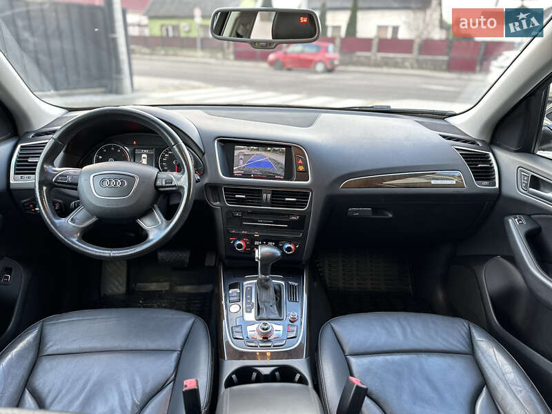 Позашляховик / Кросовер Audi Q5 2012 в Виноградові