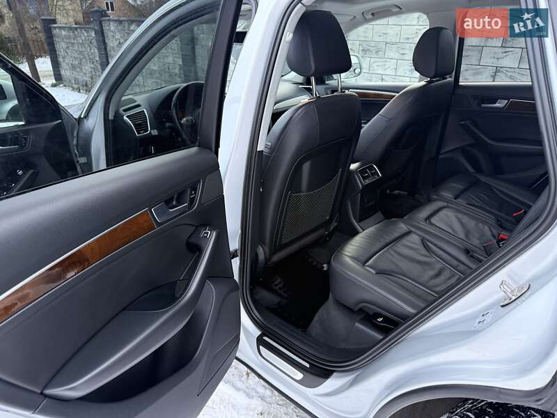Внедорожник / Кроссовер Audi Q5 2014 в Ровно