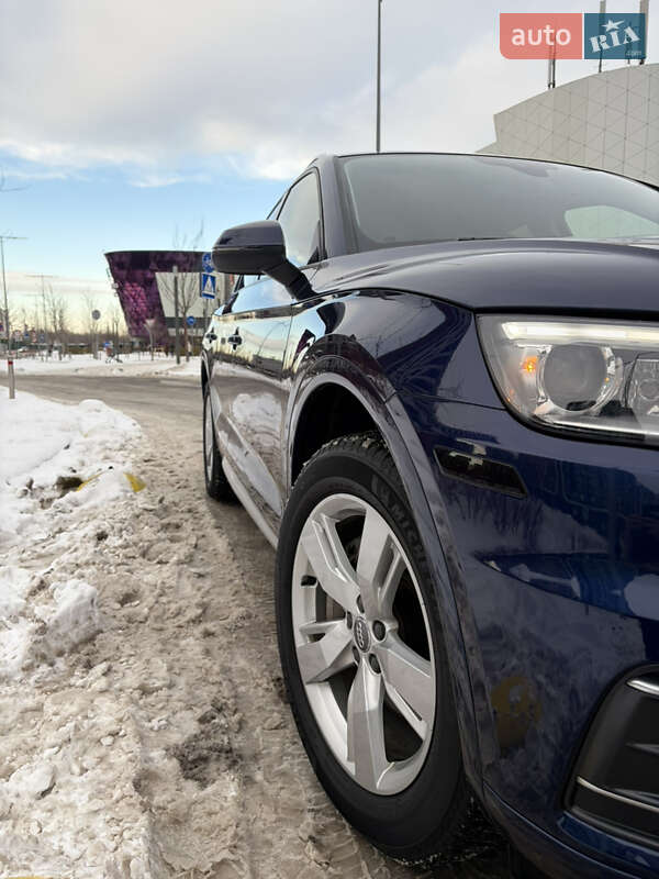 Позашляховик / Кросовер Audi Q5 2017 в Києві фото 9 Позашляховик / Кросовер Audi Q5 2017 в Києві