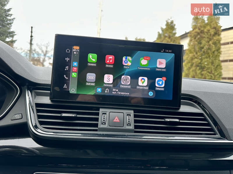 Внедорожник / Кроссовер Audi Q5 2021 в Киеве