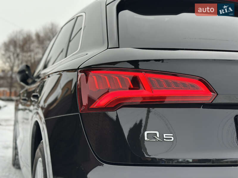 Внедорожник / Кроссовер Audi Q5 2018 в Киеве