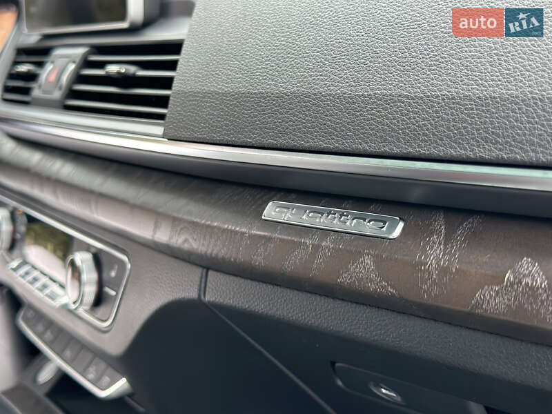 Внедорожник / Кроссовер Audi Q5 2018 в Киеве