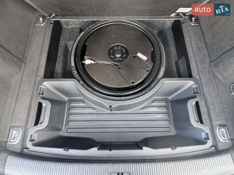 Позашляховик / Кросовер Audi Q5 2015 в Луцьку