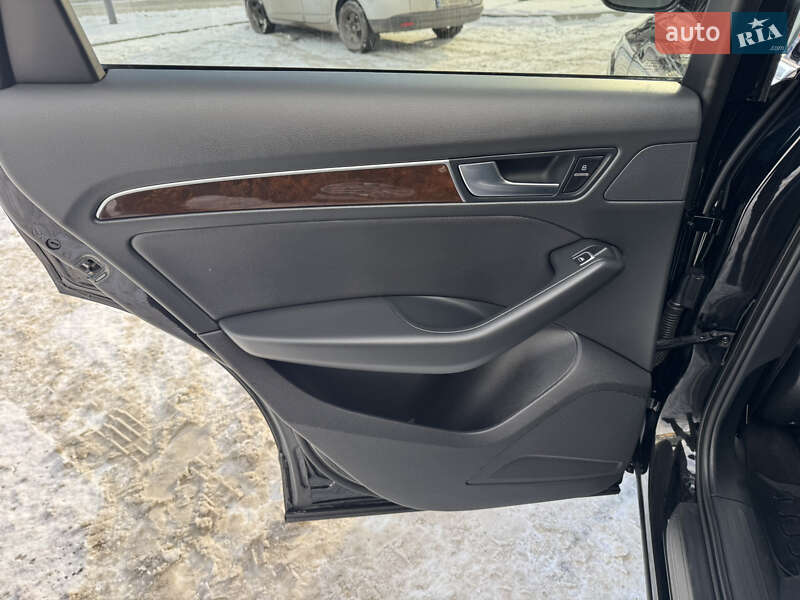 Позашляховик / Кросовер Audi Q5 2015 в Луцьку