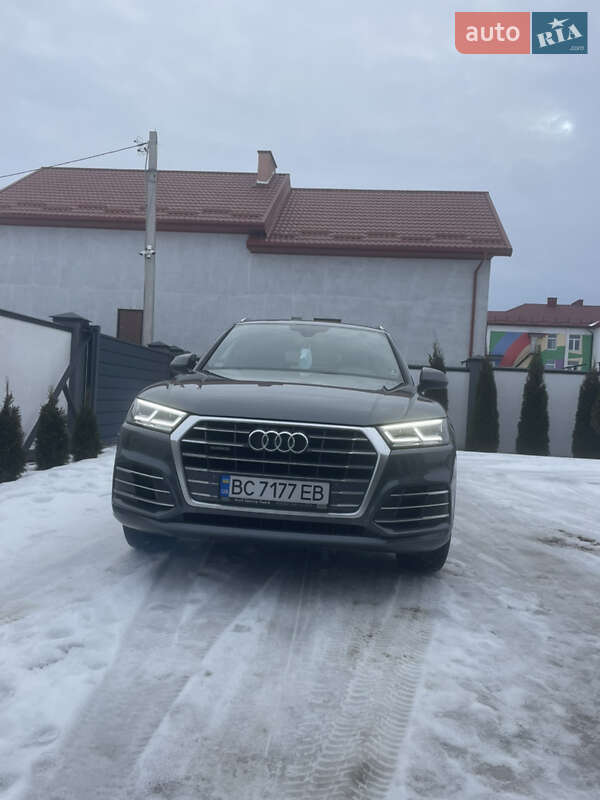 Внедорожник / Кроссовер Audi Q5 2017 в Львове