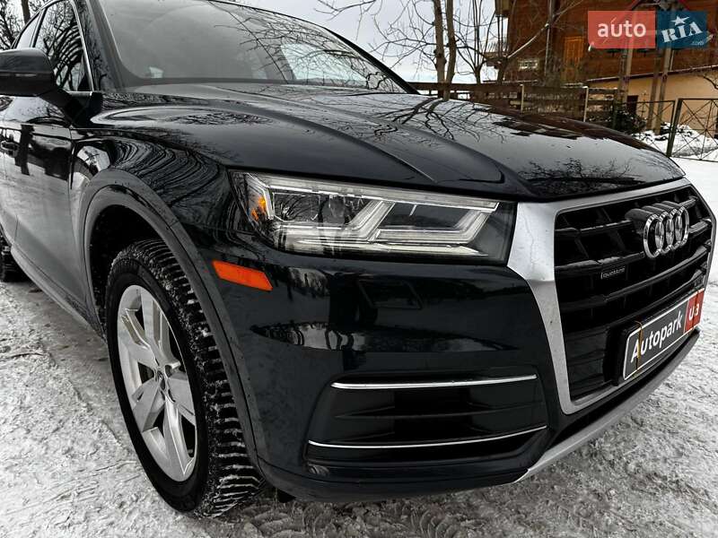 Внедорожник / Кроссовер Audi Q5 2017 в Киеве