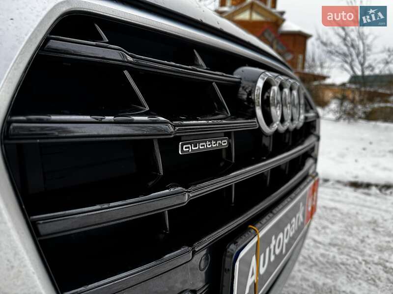 Внедорожник / Кроссовер Audi Q5 2017 в Киеве