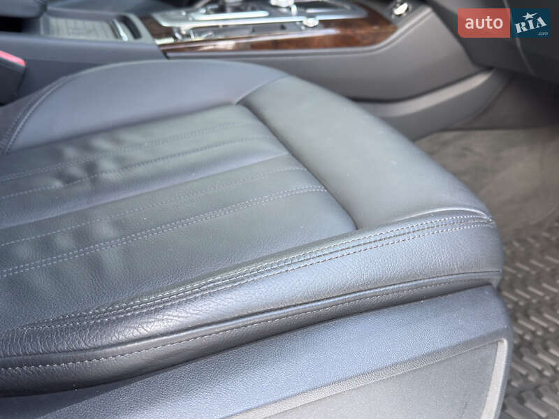 Внедорожник / Кроссовер Audi Q5 2019 в Житомире