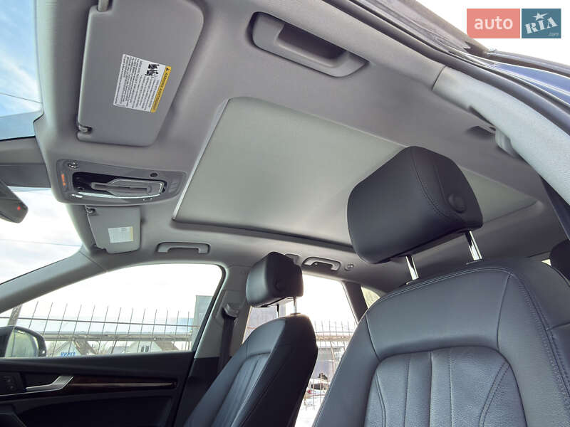 Внедорожник / Кроссовер Audi Q5 2019 в Житомире