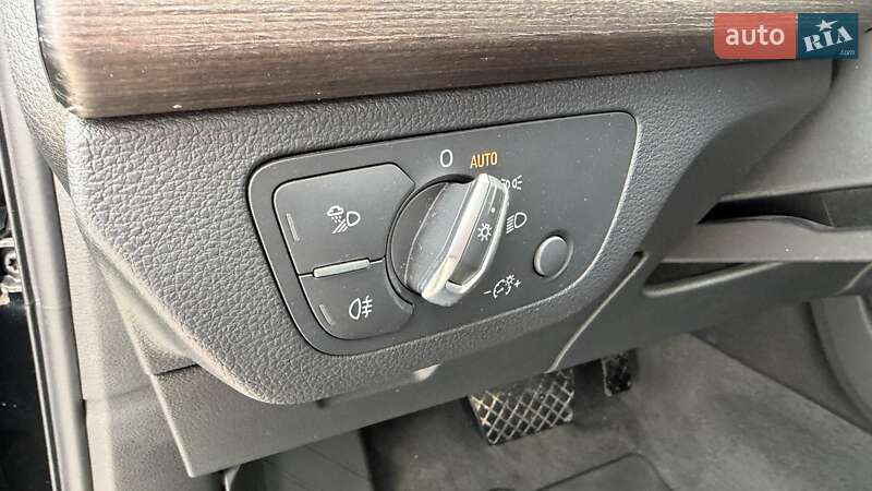 Внедорожник / Кроссовер Audi Q5 2023 в Киеве