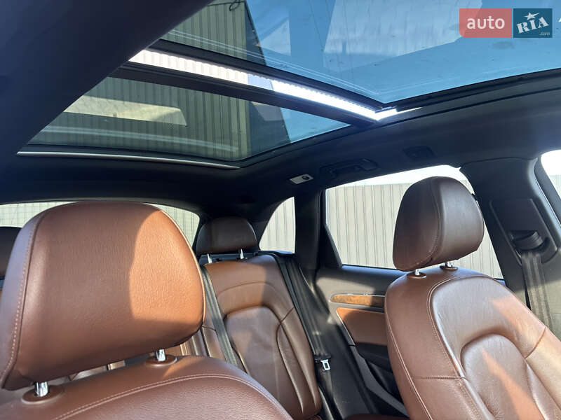 Позашляховик / Кросовер Audi Q5 2016 в Косові