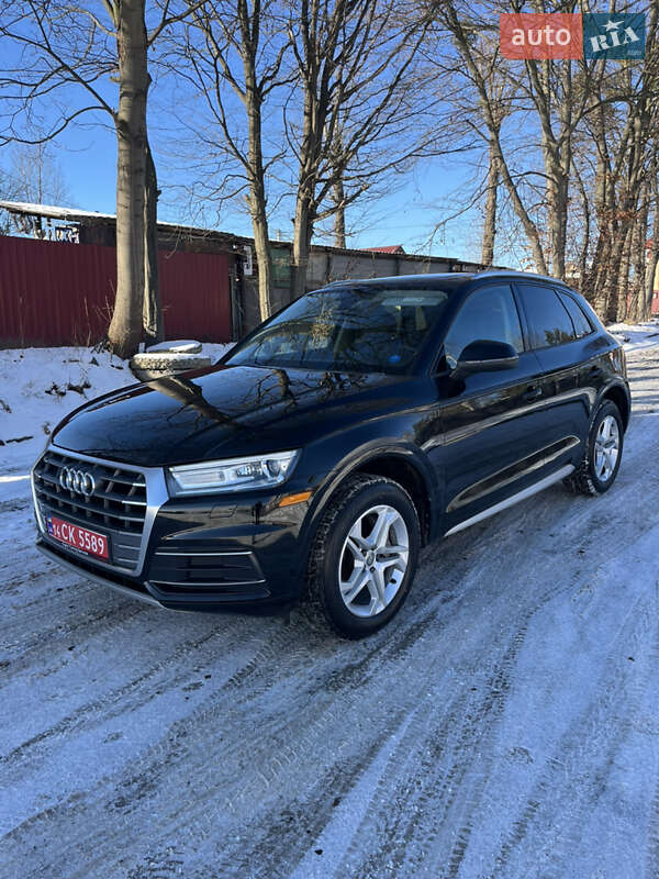 Внедорожник / Кроссовер Audi Q5 2018 в Львове