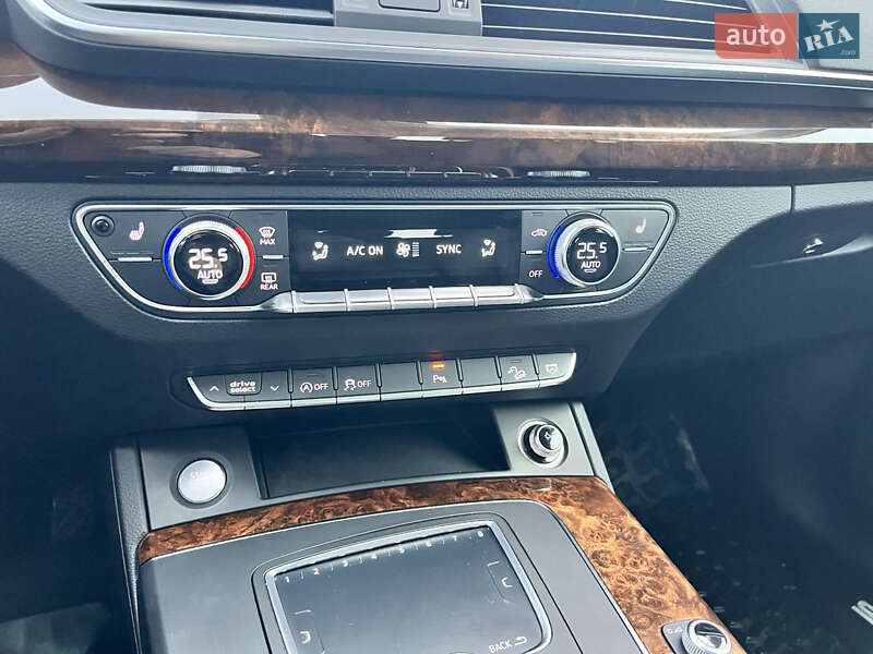 Внедорожник / Кроссовер Audi Q5 2017 в Василькове фото 38 Внедорожник / Кроссовер Audi Q5 2017 в Василькове