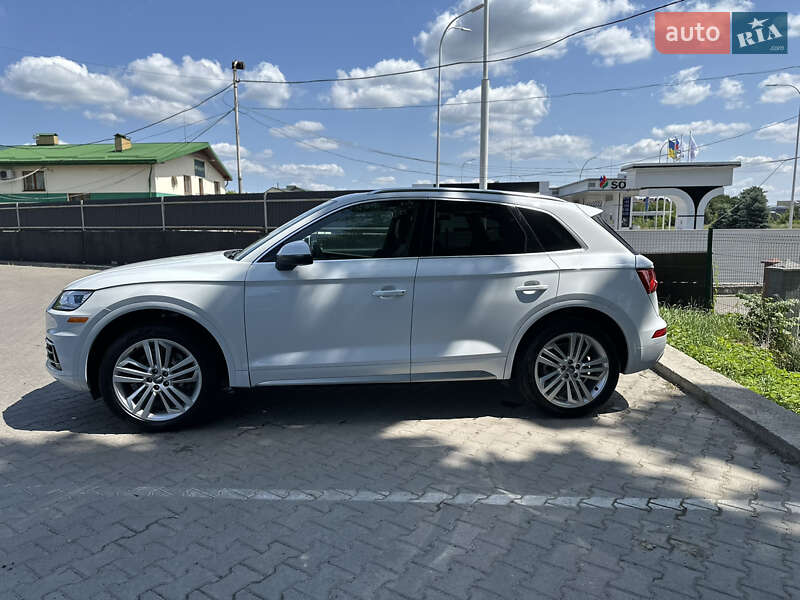 Внедорожник / Кроссовер Audi Q5 2019 в Львове