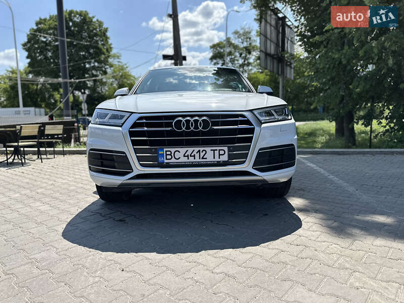 Внедорожник / Кроссовер Audi Q5 2019 в Львове