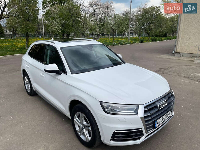 Позашляховик / Кросовер Audi Q5 2017 в Івано-Франківську