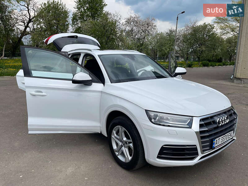 Позашляховик / Кросовер Audi Q5 2017 в Івано-Франківську