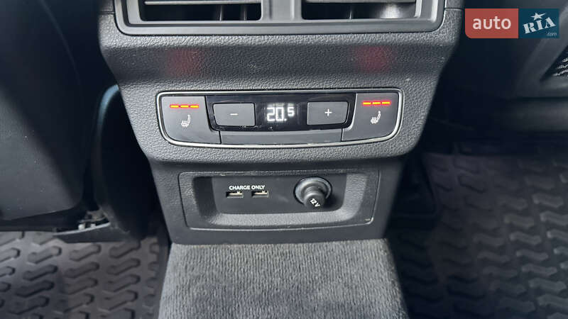 Позашляховик / Кросовер Audi Q5 2021 в Києві