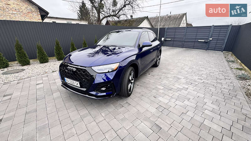 Позашляховик / Кросовер Audi Q5 2021 в Києві