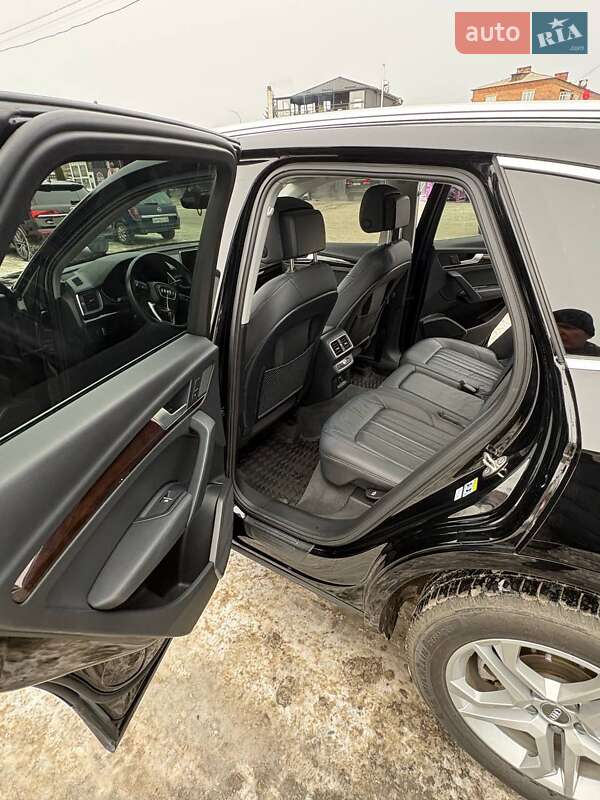 Внедорожник / Кроссовер Audi Q5 2018 в Шепетовке фото 15 Внедорожник / Кроссовер Audi Q5 2018 в Шепетовке