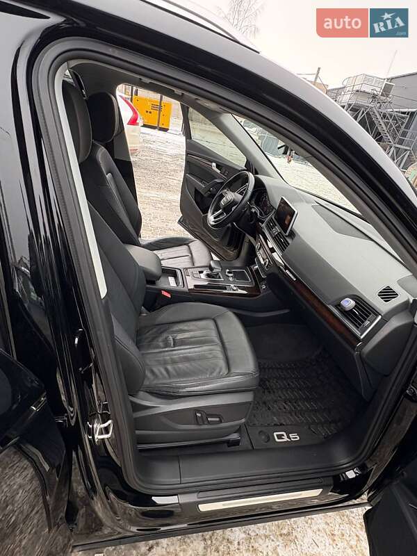 Внедорожник / Кроссовер Audi Q5 2018 в Шепетовке фото 22 Внедорожник / Кроссовер Audi Q5 2018 в Шепетовке