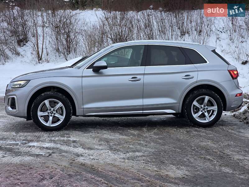 Позашляховик / Кросовер Audi Q5 2020 в Тернополі
