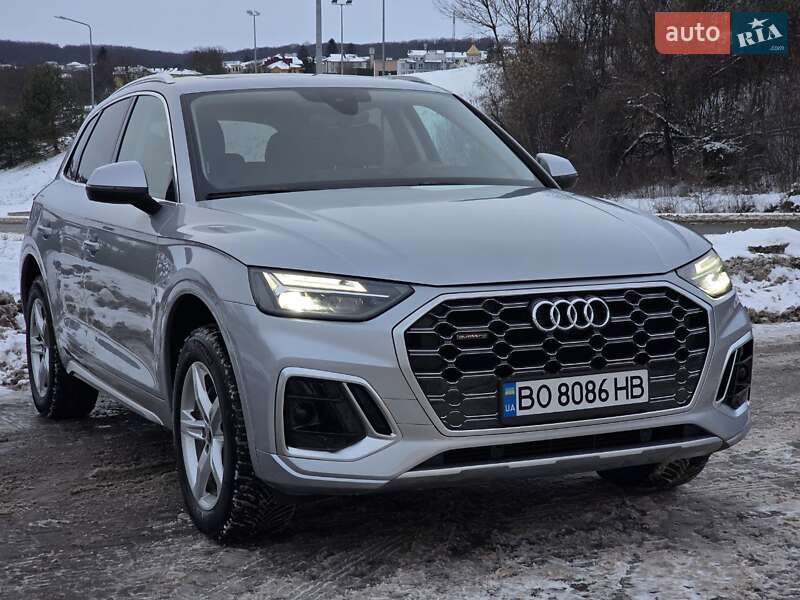 Позашляховик / Кросовер Audi Q5 2020 в Тернополі