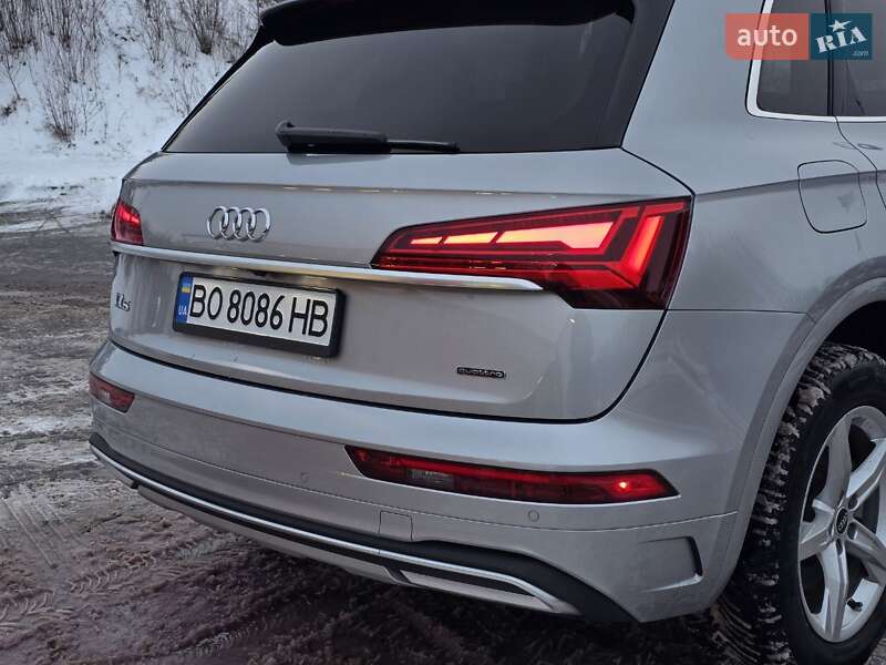 Позашляховик / Кросовер Audi Q5 2020 в Тернополі