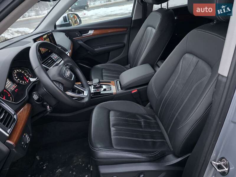 Позашляховик / Кросовер Audi Q5 2020 в Тернополі