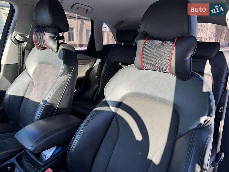 Внедорожник / Кроссовер Audi Q5 2013 в Киеве