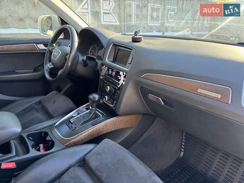 Внедорожник / Кроссовер Audi Q5 2013 в Киеве