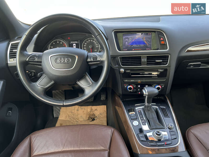 Позашляховик / Кросовер Audi Q5 2015 в Києві