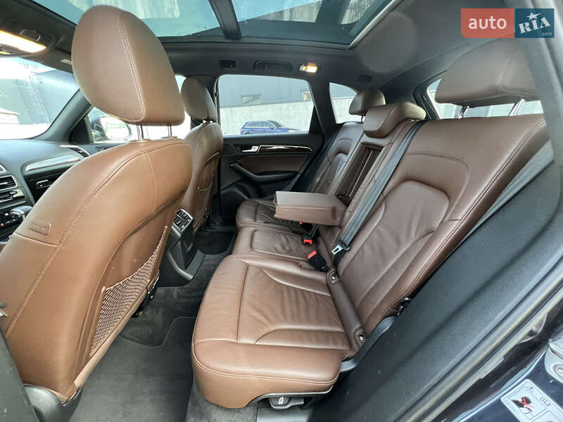 Позашляховик / Кросовер Audi Q5 2015 в Києві