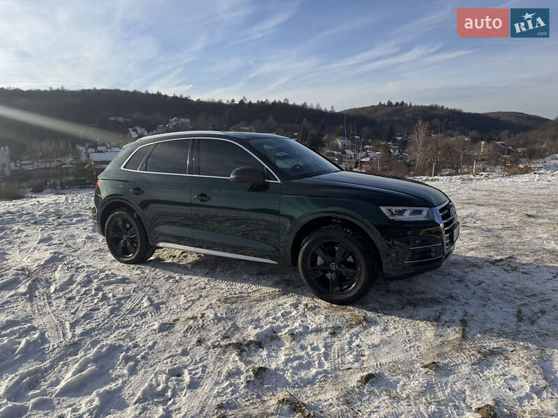 Внедорожник / Кроссовер Audi Q5 2017 в Львове