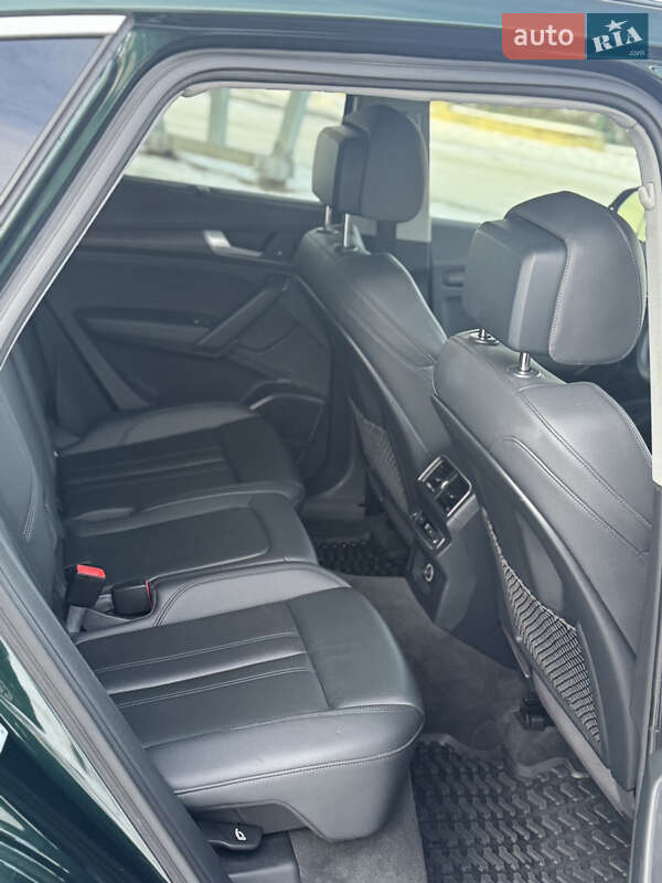 Внедорожник / Кроссовер Audi Q5 2017 в Львове