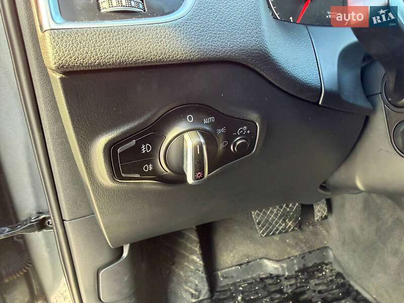 Внедорожник / Кроссовер Audi Q5 2015 в Киеве