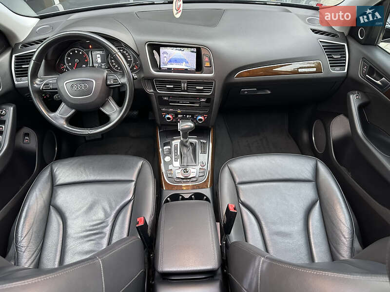 Внедорожник / Кроссовер Audi Q5 2015 в Стрые