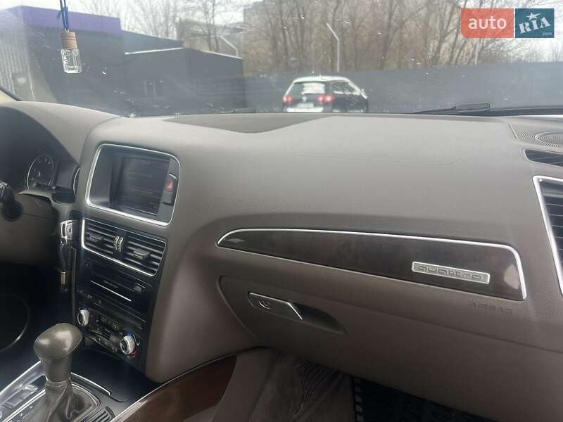 Внедорожник / Кроссовер Audi Q5 2014 в Ровно